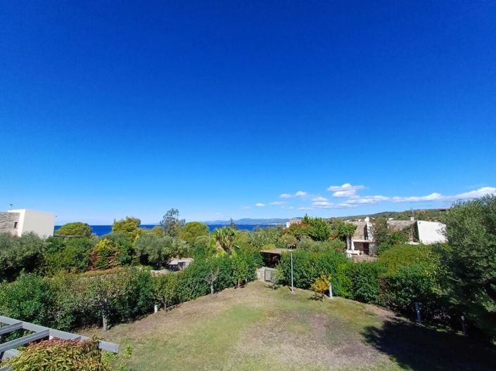 Image No.26-3 Bed Property for sale