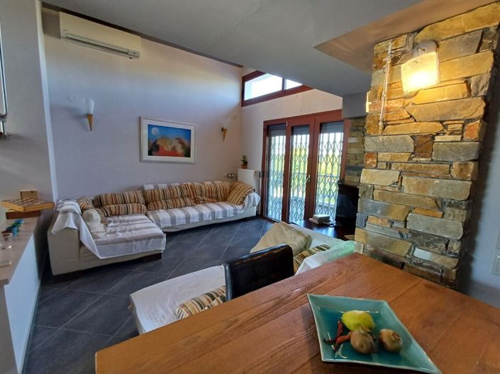 Image No.9-3 Bed Property for sale