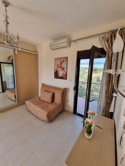 Image No.17-2 Bed Property for sale