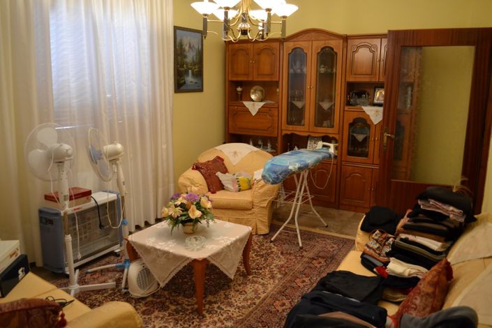 Image No.10-3 Bed Property for sale