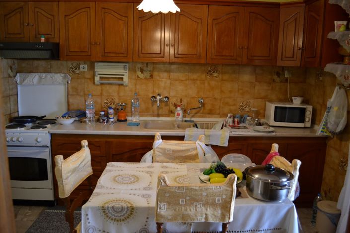 Image No.11-3 Bed Property for sale