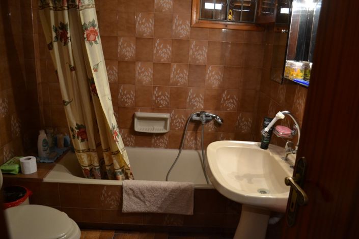 Image No.13-3 Bed Property for sale