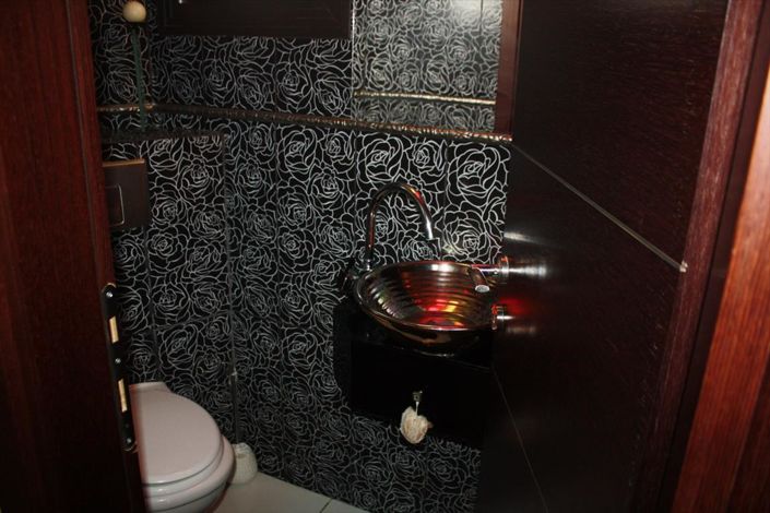 Image No.20-3 Bed Property for sale