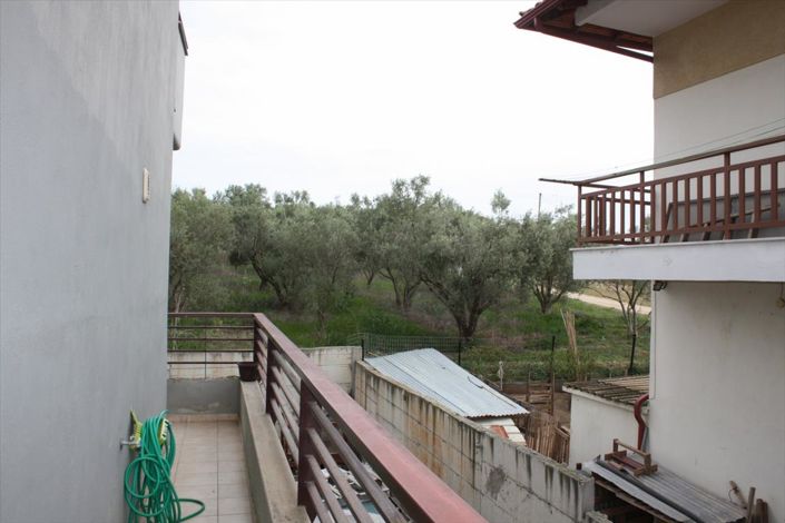 Image No.6-3 Bed Property for sale