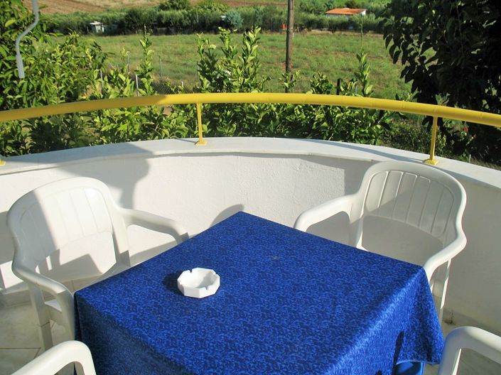 Image No.14-4 Bed Maisonette for sale