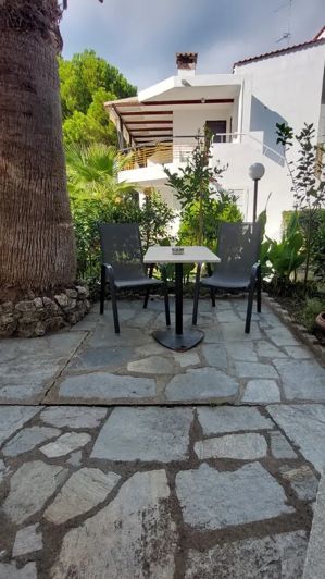 Image No.8-2 Bed Maisonette for sale