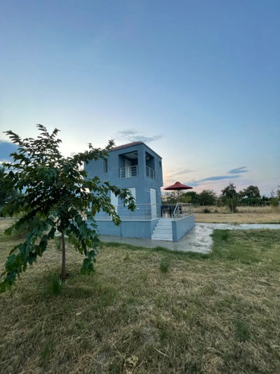 Image No.19-2 Bed Property for sale