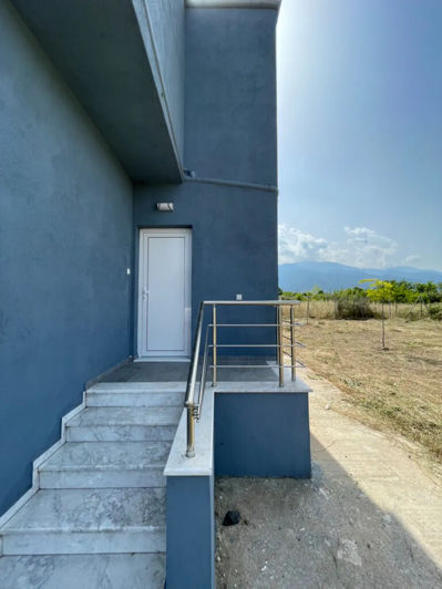 Image No.24-2 Bed Property for sale