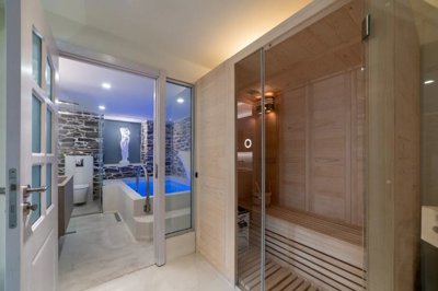 Photo 2 - Hotel 376 m² in Eastern Macedonia and Thrace