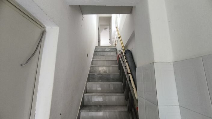 Image No.12-2 Bed Flat for sale