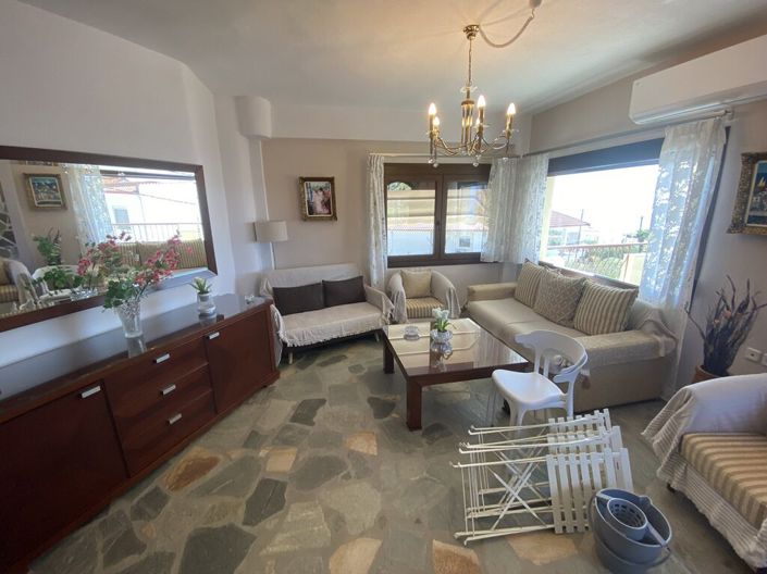 Image No.13-4 Bed Property for sale