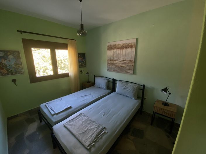 Image No.21-4 Bed Property for sale