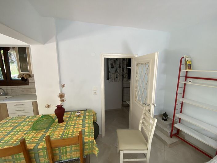 Image No.27-4 Bed Property for sale