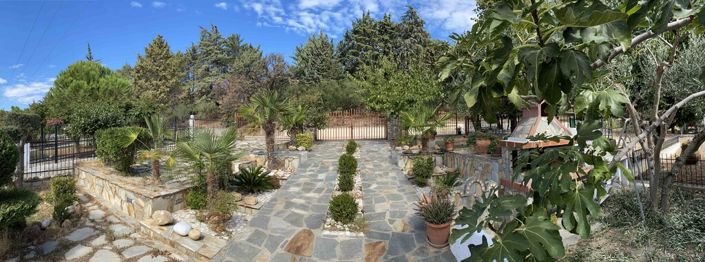 Image No.9-4 Bed Property for sale