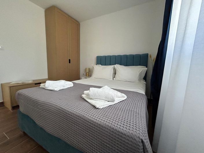 Image No.21-3 Bed Property for sale