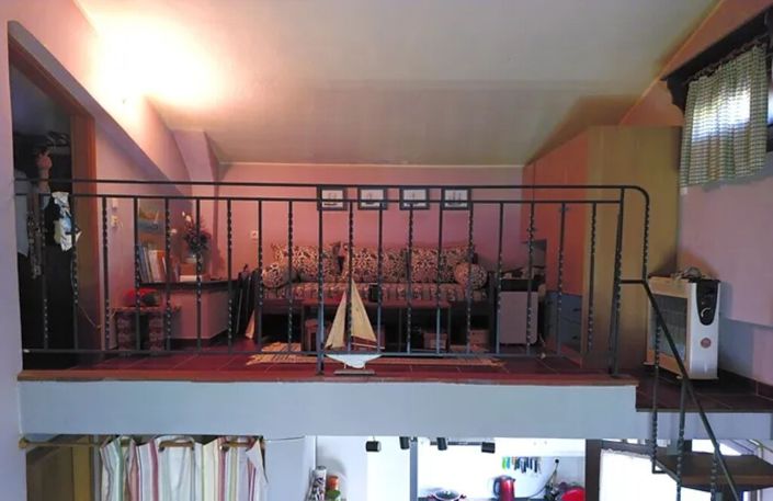 Image No.14-2 Bed Property for sale