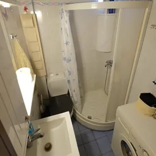 Image No.18-2 Bed Property for sale