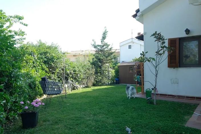 Image No.4-2 Bed Property for sale