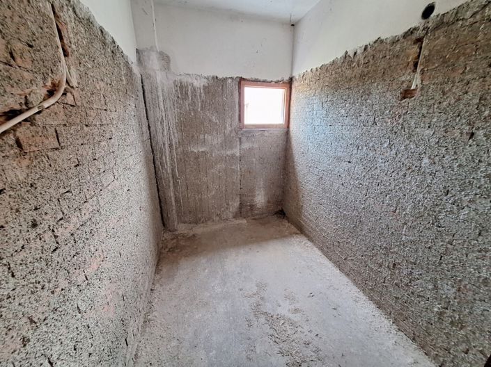 Image No.17-Flat for sale