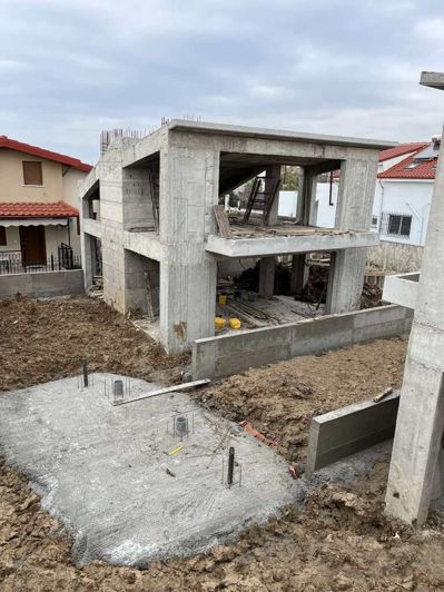 Image No.4-4 Bed Property for sale