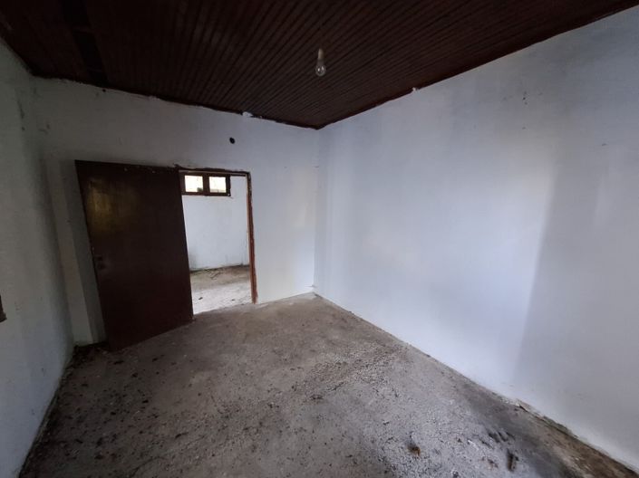 Image No.17-4 Bed Property for sale