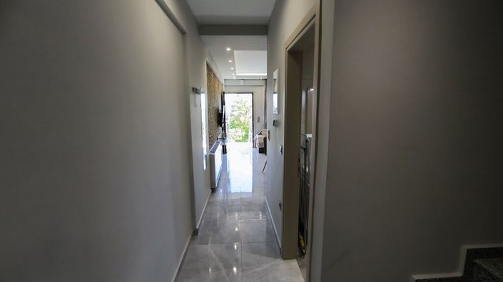 Image No.12-3 Bed Duplex for sale