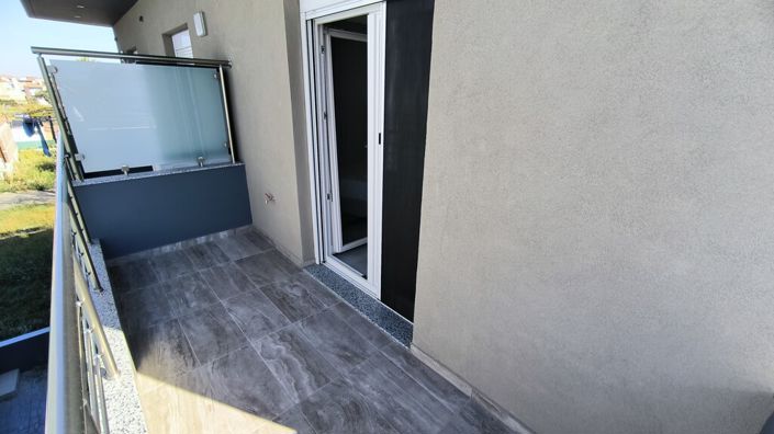 Image No.19-3 Bed Duplex for sale