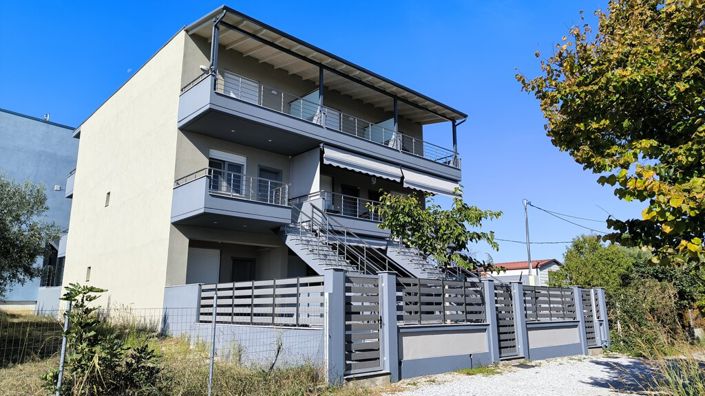 Image No.27-3 Bed Duplex for sale