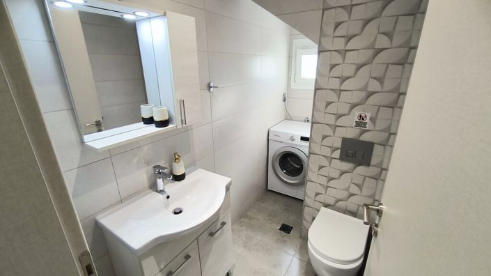 Image No.7-3 Bed Duplex for sale