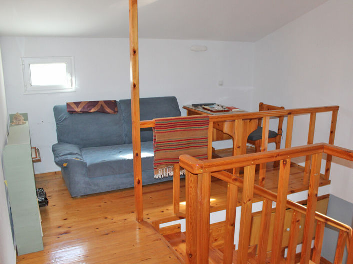 Image No.12-3 Bed Property for sale