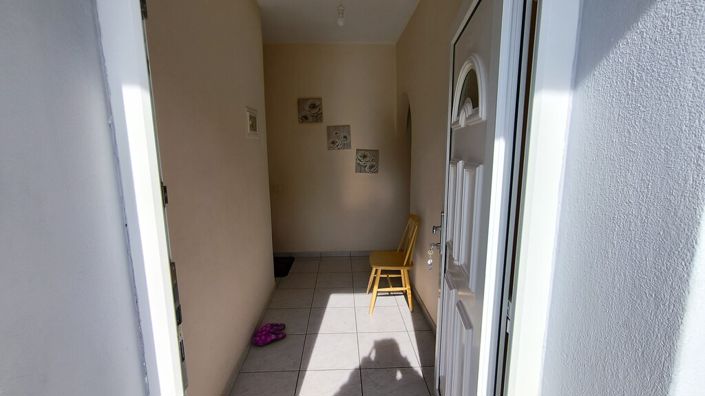 Image No.7-2 Bed Property for sale