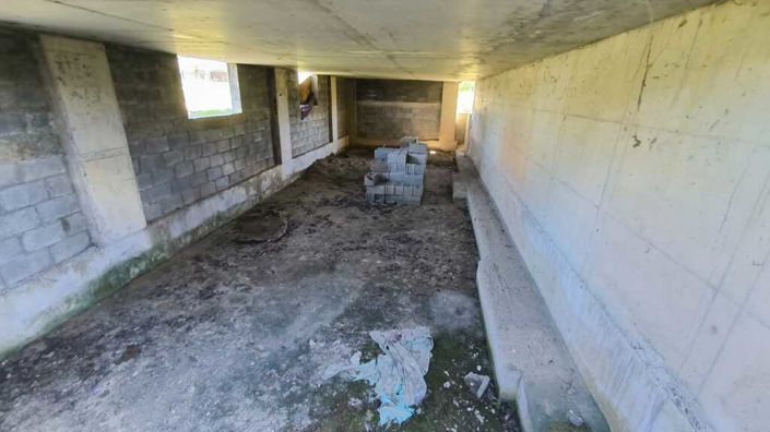 Image No.18-5 Bed Property for sale