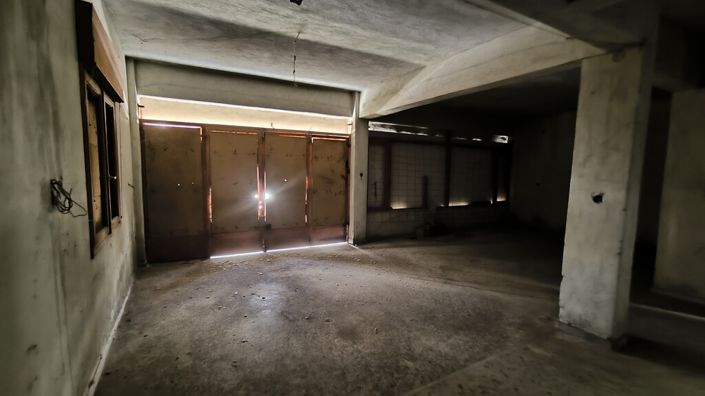 Image No.14-2 Bed Property for sale