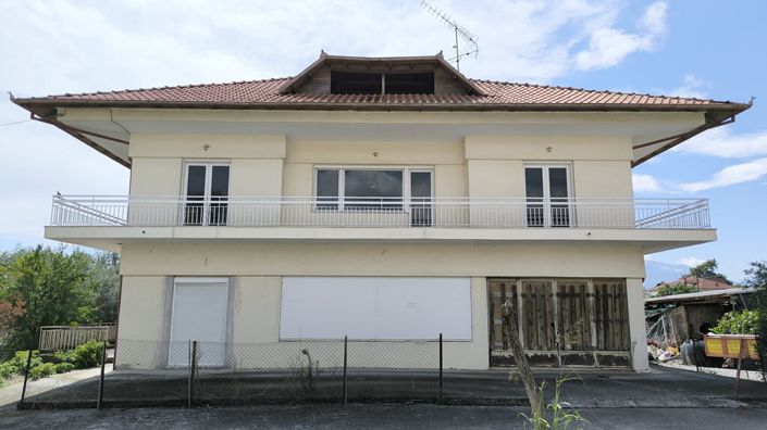 Image No.2-2 Bed Property for sale