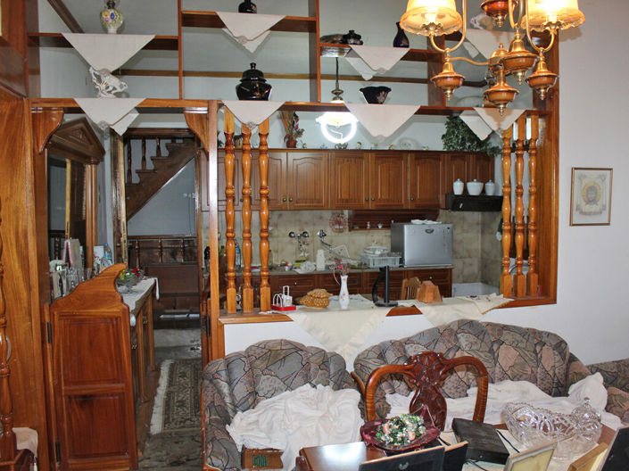 Image No.6-4 Bed Property for sale