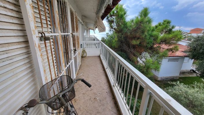 Image No.13-2 Bed Maisonette for sale