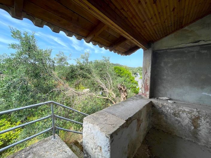 Image No.10-2 Bed Maisonette for sale