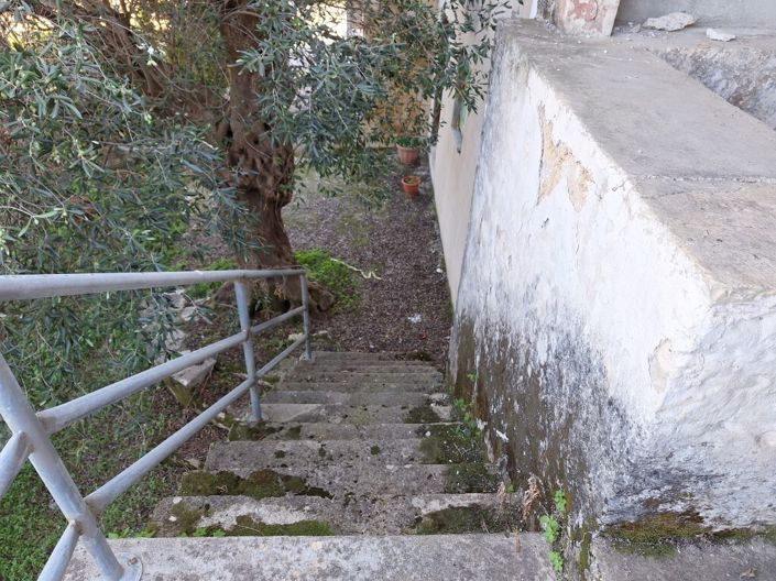 Image No.7-2 Bed Maisonette for sale