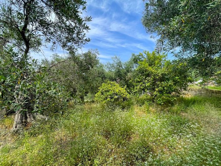 Image No.21-2 Bed Maisonette for sale