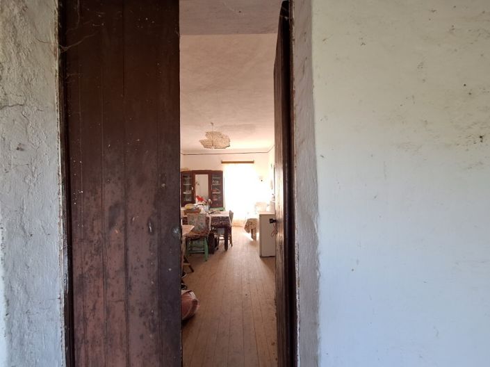 Image No.19-2 Bed Maisonette for sale