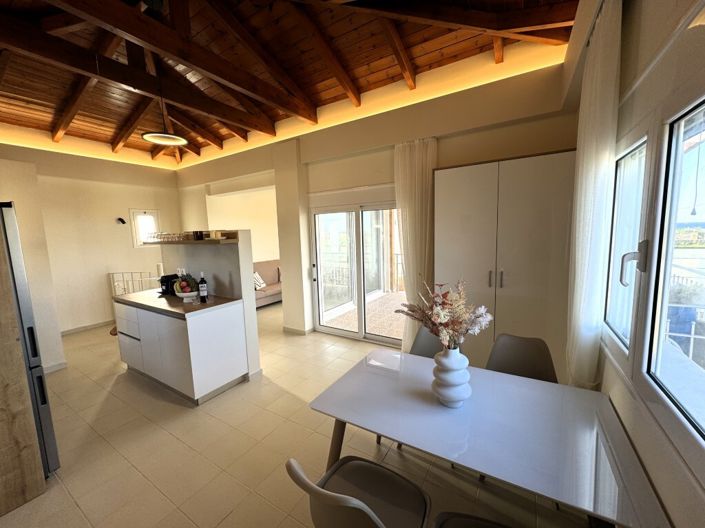 Image No.5-2 Bed Villa for sale