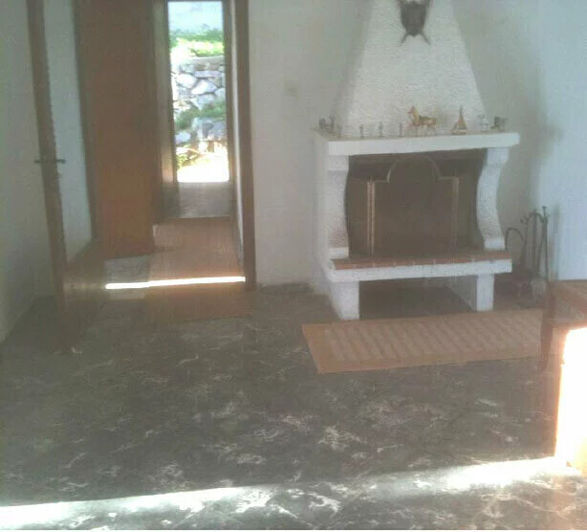 Image No.10-2 Bed Property for sale