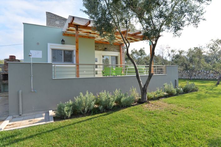 Image No.1-2 Bed Villa for sale