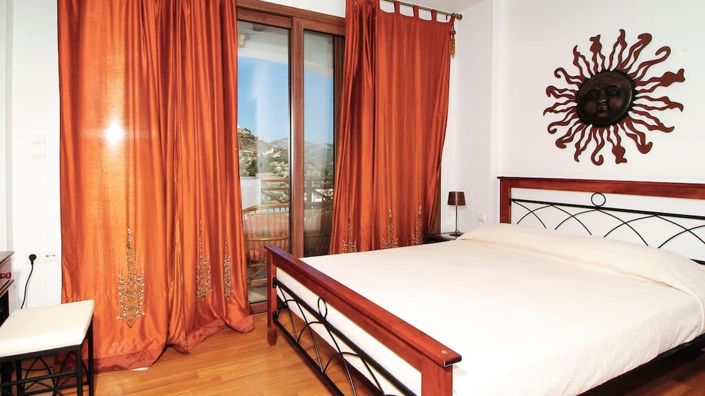 Image No.12-2 Bed Villa for sale