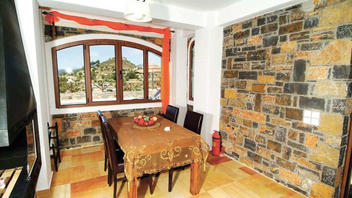 Image No.9-2 Bed Villa for sale