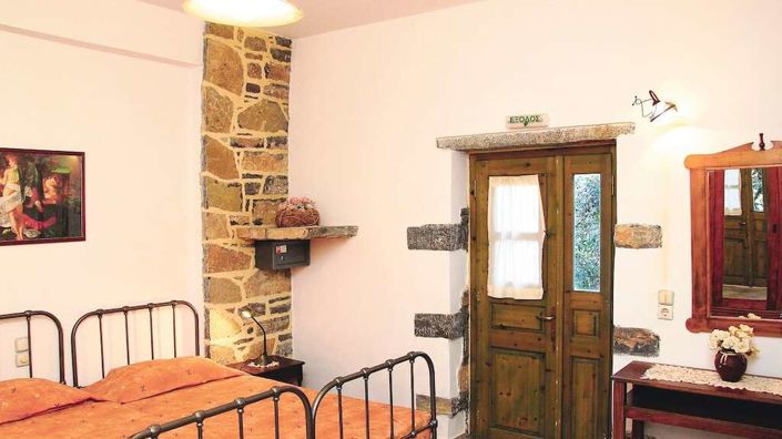 Image No.8-2 Bed Villa for sale