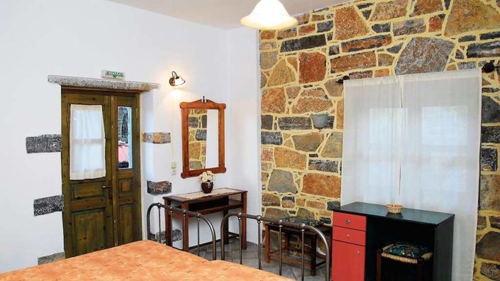 Image No.9-2 Bed Villa for sale