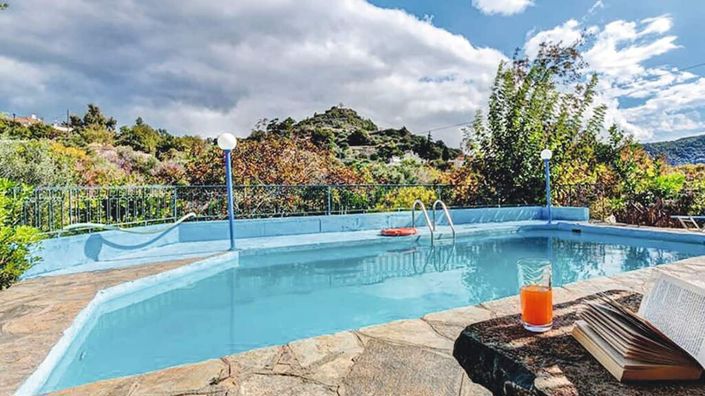 Image No.2-2 Bed Villa for sale