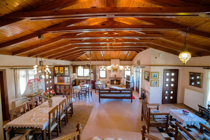 Image No.8-3 Bed Property for sale