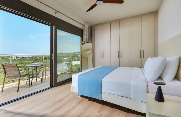 Image No.13-4 Bed Maisonette for sale